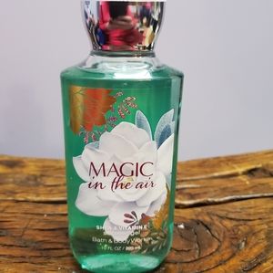 Bath and Body Works Magic in the Air Shower Gel